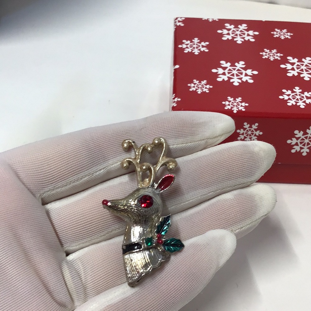 Reindeer Brooch with Red and Green Accents vintage collectible Christmas Rudolf